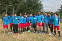 Die erste Karlsfelder Mannschaft der Flüchtlinge erreicht beim Integrationscup den zweiten Platz Die erste Karlsfelder Mannschaft der Flüchtlinge erreicht beim Integrationscup den zweiten Platz
