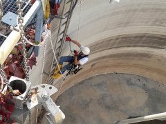 Unters Wasser geschaut