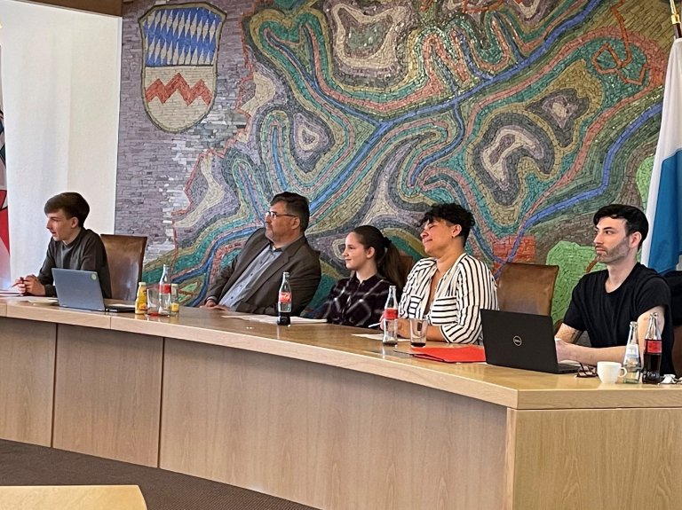 Den Landkreis mitgestalten: Zweite Sitzung des Jugendkreistages