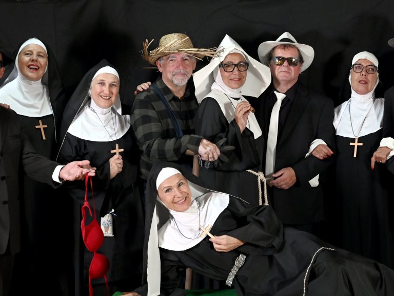 TSV Brettl startet mit neuer Theaterproduktion „Nonnenpoker“