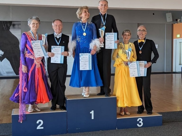 Bayerische Meisterschaft Senioren IV und V D bis S Standard